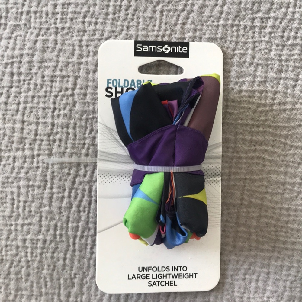 NWT Samsonite foldable bag